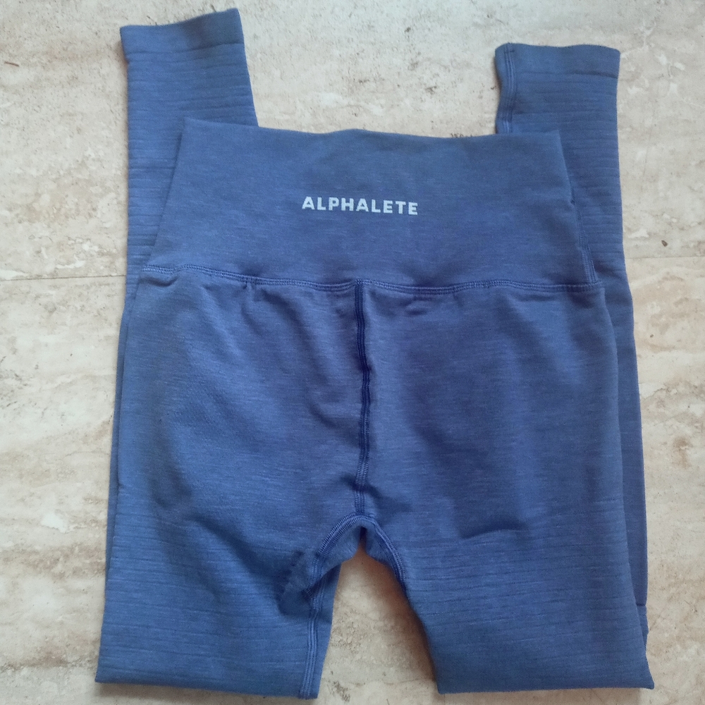 BNWOT Alphalete purple leggings